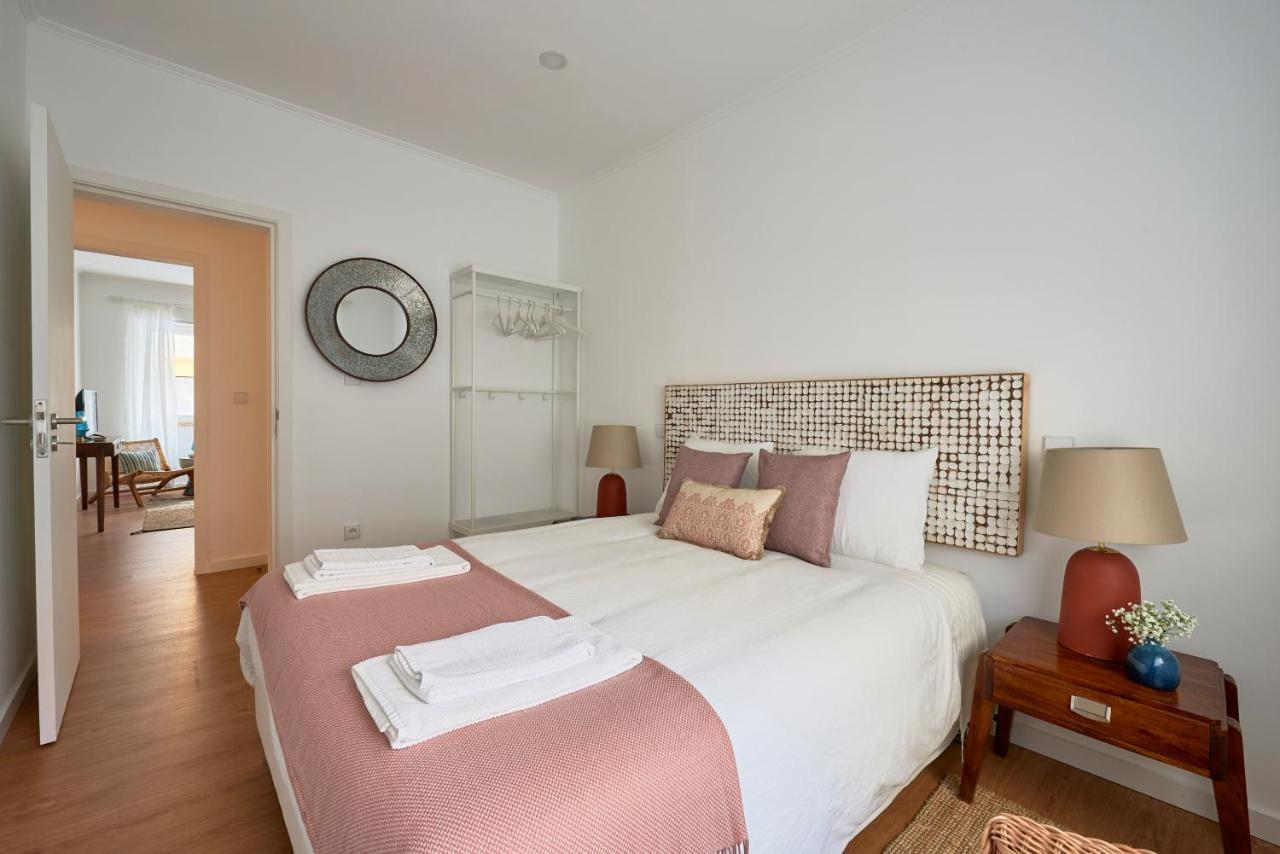 Belem Light Filled Apt With Patio, By Timecooler Lisbon Exterior photo