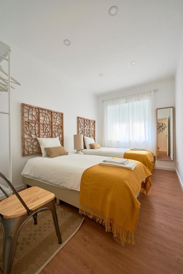 Belem Light Filled Apt With Patio, By Timecooler Lisbon Exterior photo